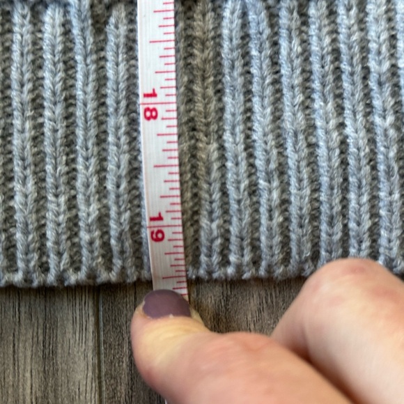 Chicwish Womens Cable Knit Sweater Dramatic Knit Ruffle Sleeves Gray Size M - Picture 9 of 9